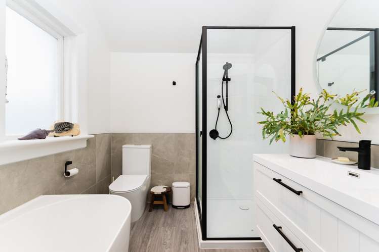 11 Ings Avenue St Clair_30