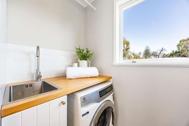 15 Hellyers Street Birkdale_16