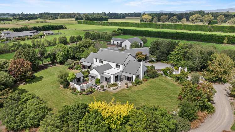 2 Camwell Park, Flaxton_1