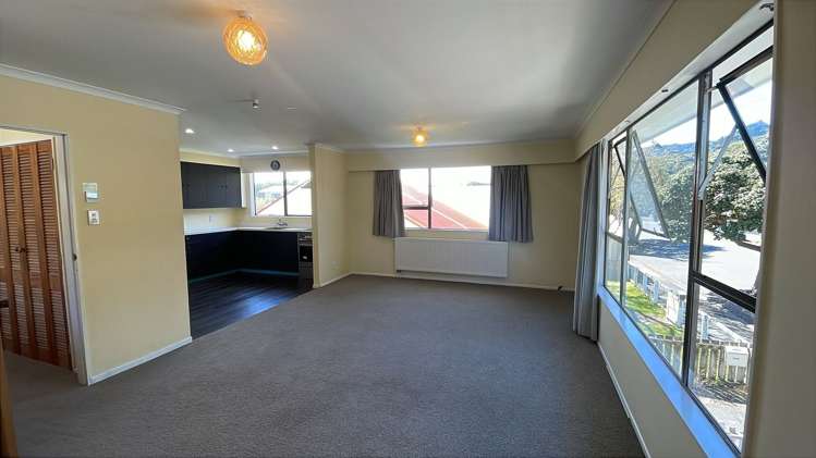 54 Oroua Street Eastbourne_2