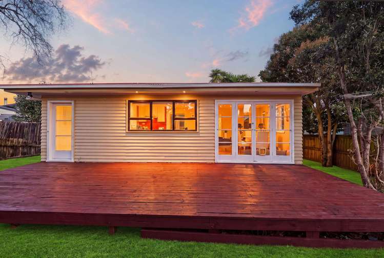 76A Gardner Avenue New Lynn_16