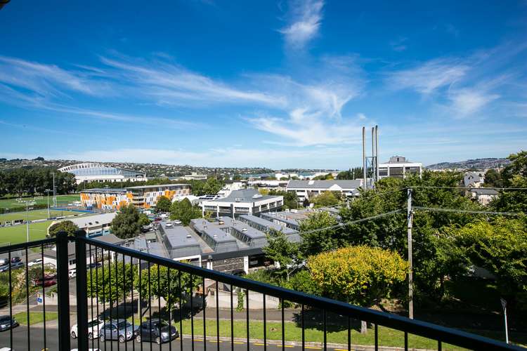 B/129 Forth Street North Dunedin_15