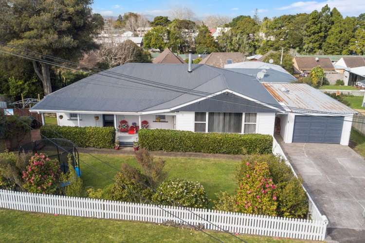 1 Kelvyn Grove Hillpark_27