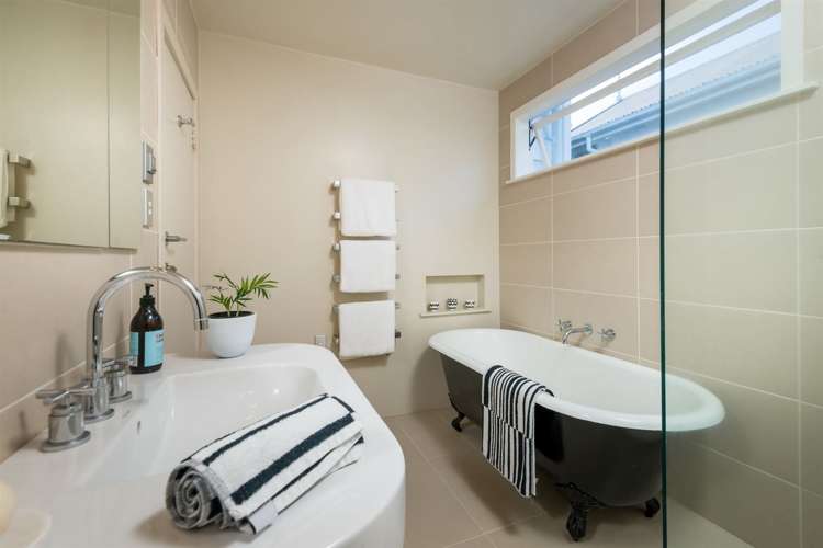 16 Russell Street Stanley Point_12