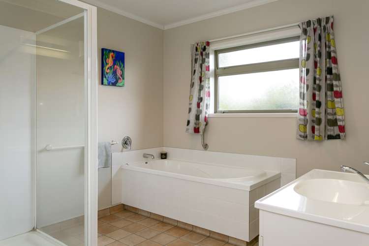 95 Grace Crescent Richmond Heights_13