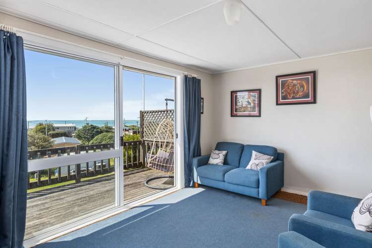 51 Pinedale Crescent Riversdale Beach_6