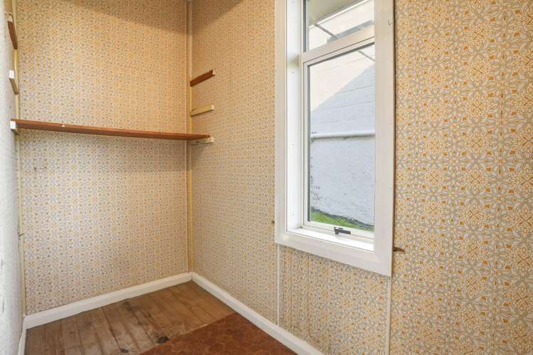 23 Riselaw Road Calton Hill_7