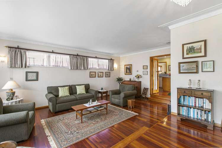 17 Edmund Hillary Avenue Papakura_12