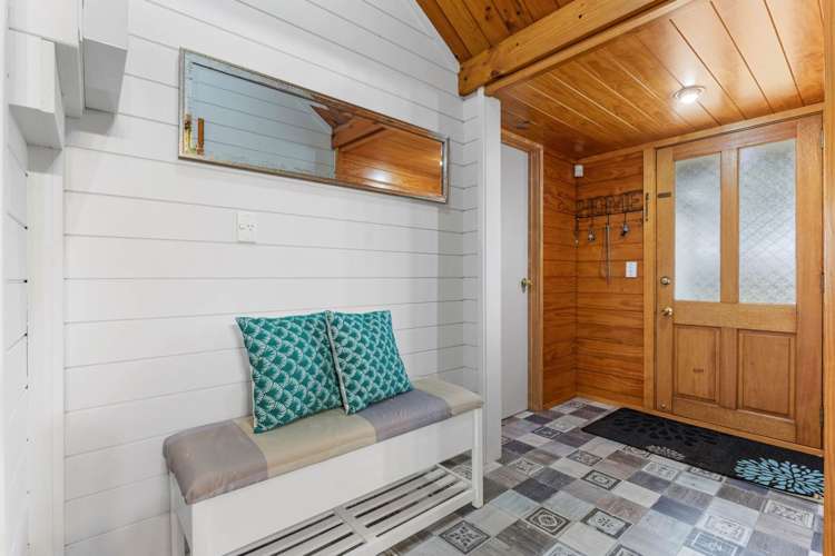 17 Hadley Wood Drive Wattle Downs_4