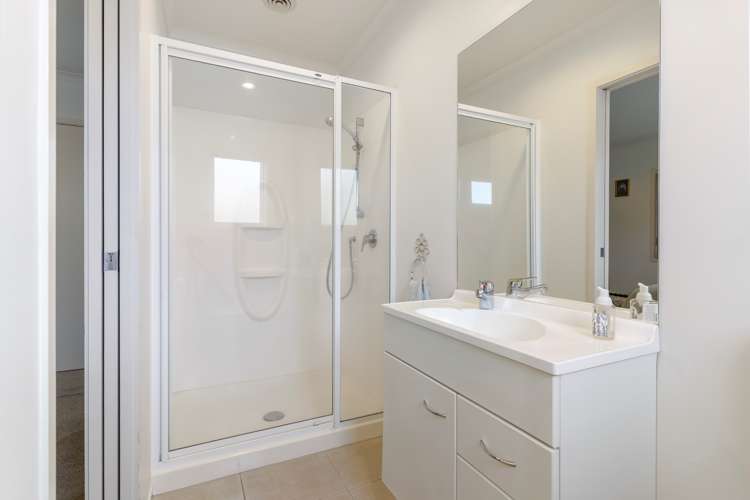 19/100 Millers Road Brookfield_9