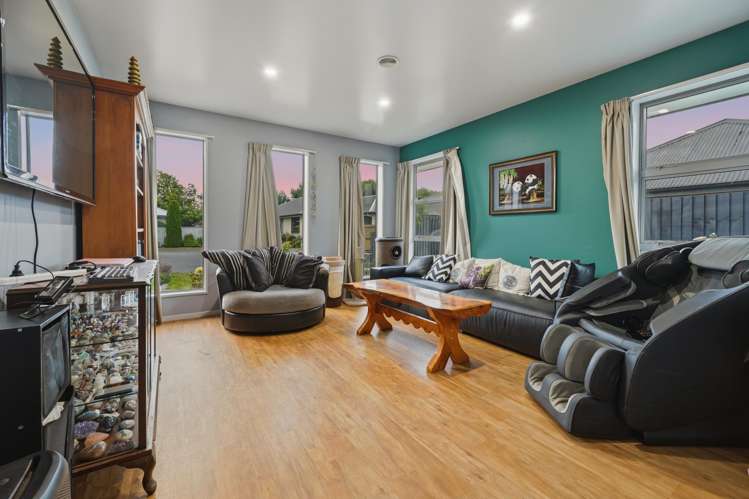 8 St Monica Lane Woolston_4