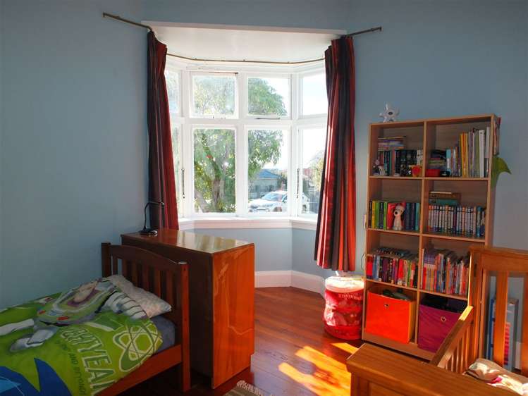 11 Kitchener Square Highfield_10