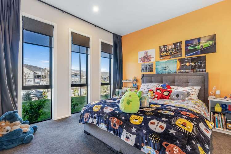 83 Magnum Drive Cromwell_10