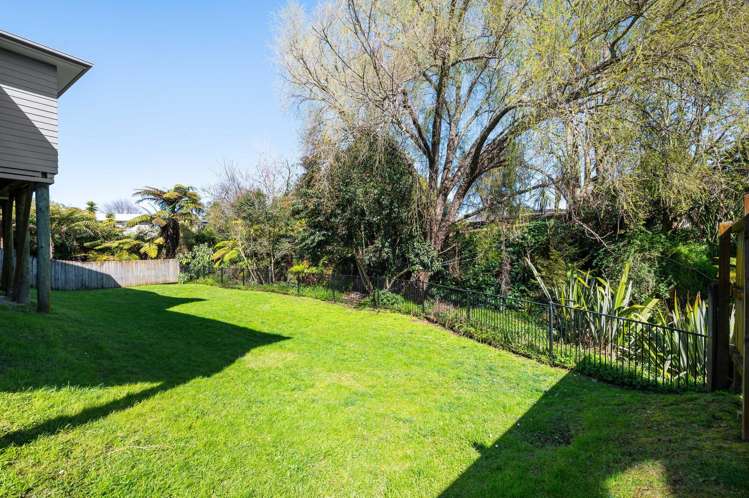 10a Mabian Crescent Deanwell_16