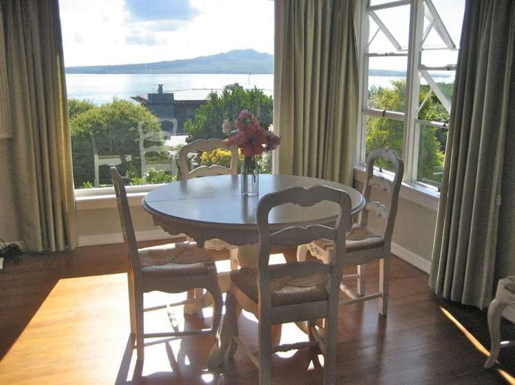 26 Seacliffe Avenue Belmont_6