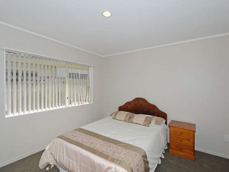 17/17 John Street Trentham_5