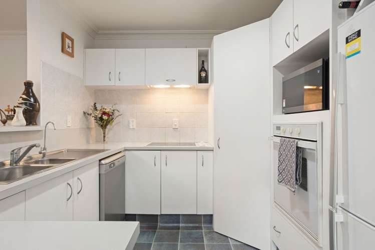 11 Cherrywood Street Pukete_2