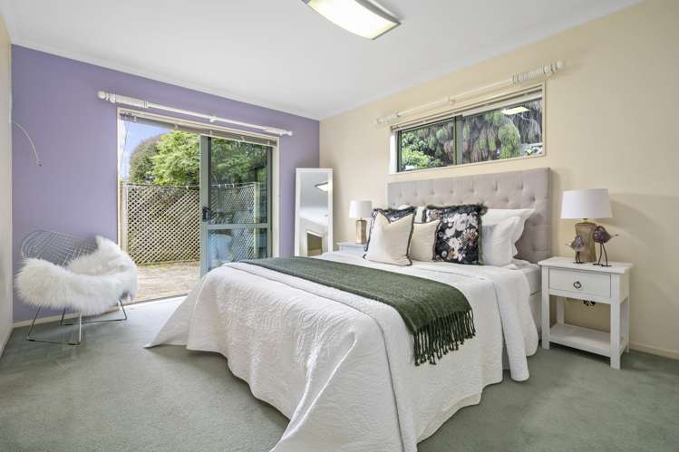 10 John Webb Drive Glenview_14