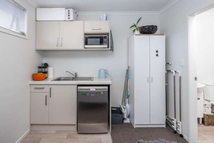 3/9 Greensboro Street Hamilton East_24