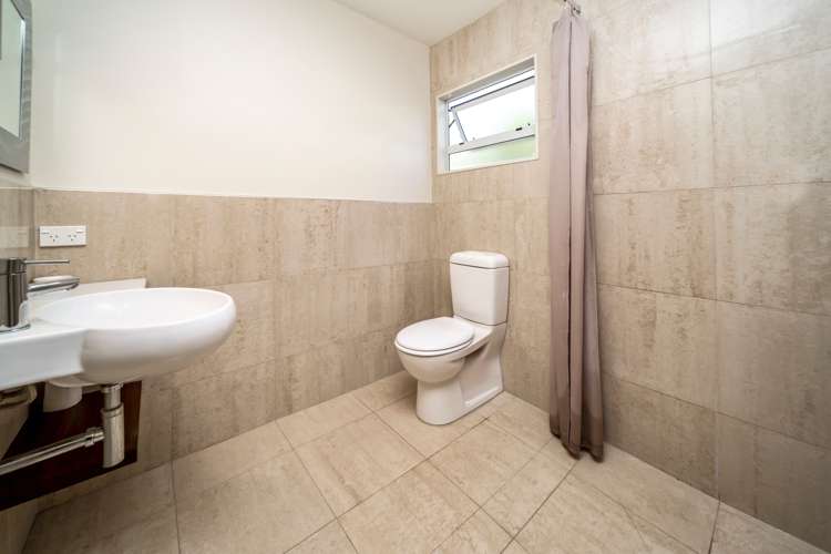 357 High Street Hawera_18