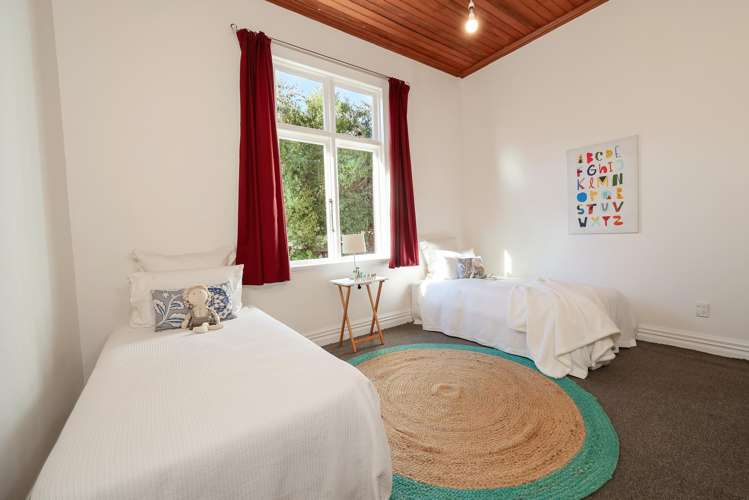 436 North Road North East Valley_7