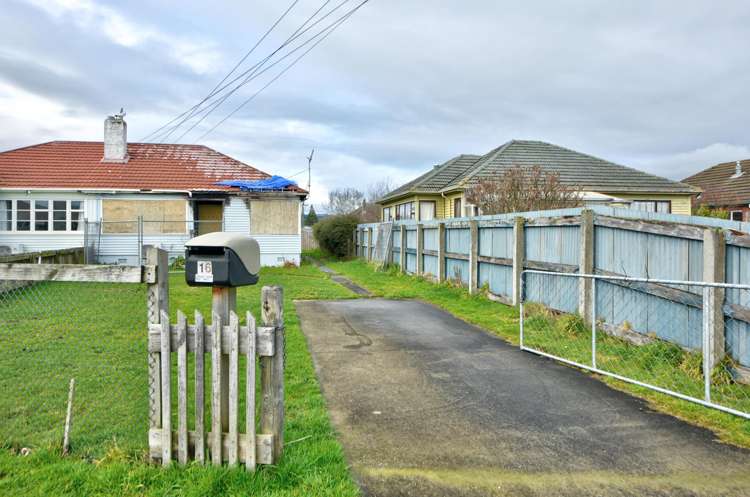 16 and 18 Churchill Avenue Gore_7