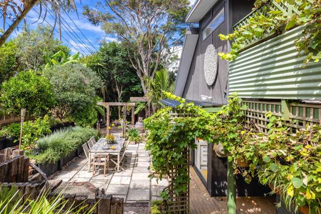 33 Beatty Parade Surfdale_2