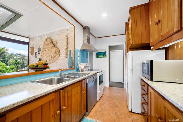 14 Vandeleur Avenue Birkdale_5