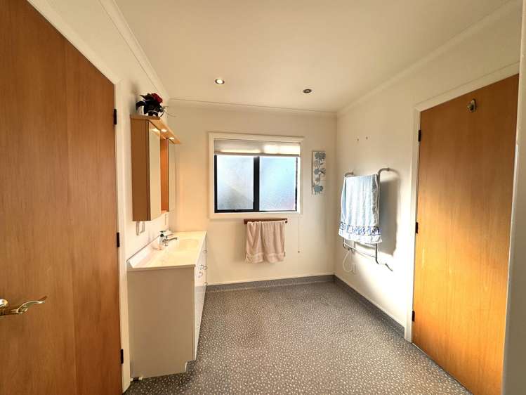 24 Lanark Street Balclutha_21