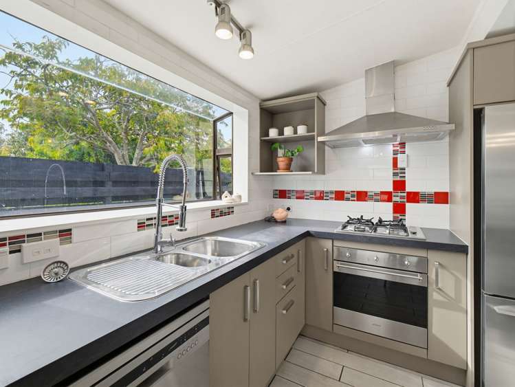 7 Willowstream Grove Cloverlea_13