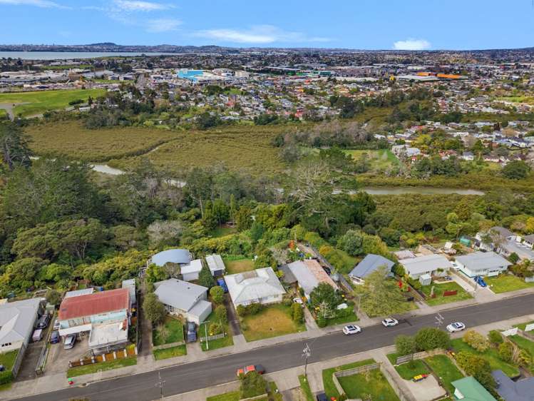 1/30 Chorley ave Massey_19