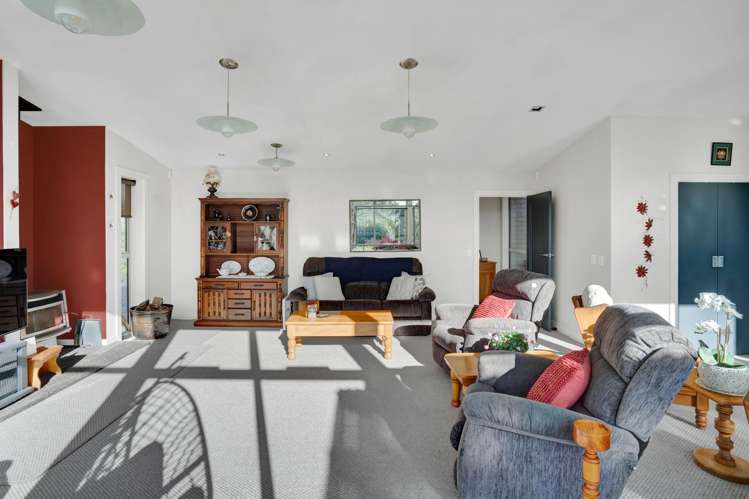 12d Takiroa Street Urenui_23