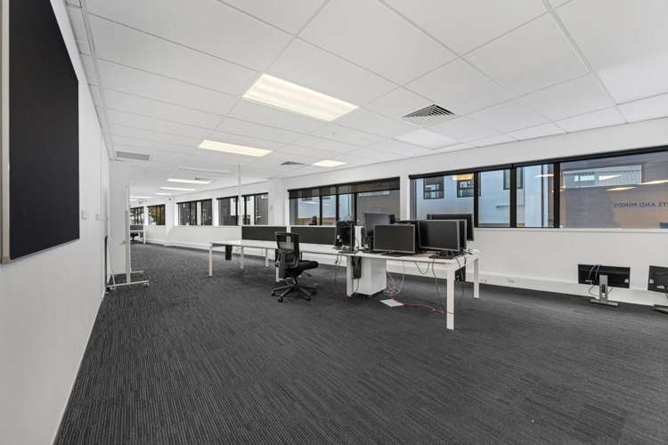 132 Hurstmere Road Takapuna_8