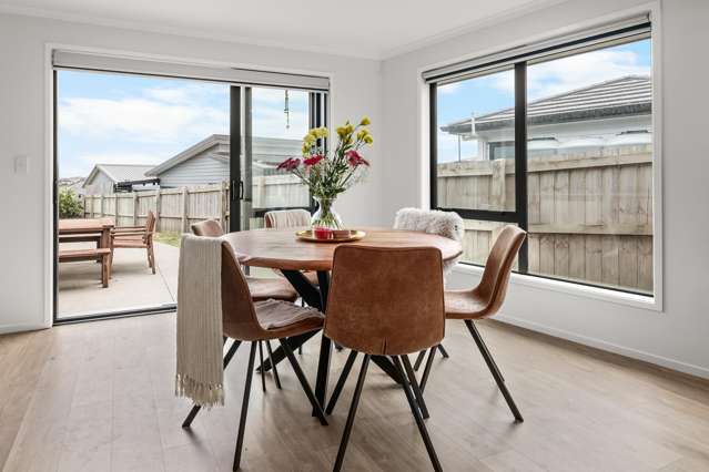 23 Opouatu Avenue Glenbrook_4