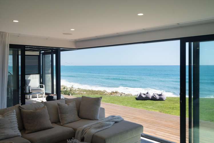 553 Pukehina Parade_2