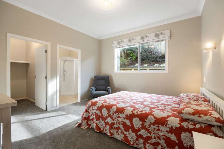 15 Evergreen Rise Grandview Heights_14