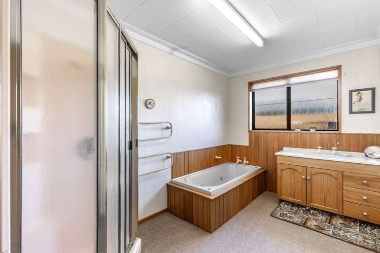 105 Edinburgh Crescent Waikiwi_10