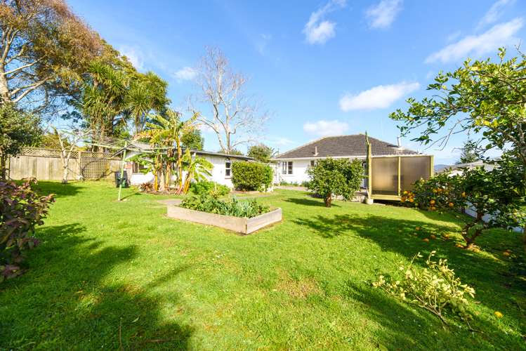 54 Amberley Avenue Te Atatu South_7