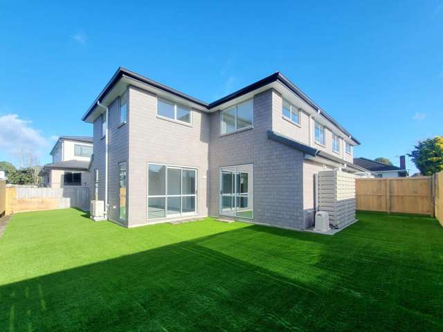 Modern 4-Bedroom House for rent in Manurewa