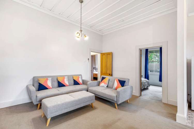 127 Linton Street West End_7