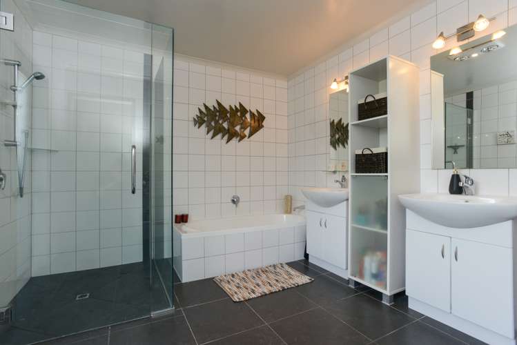 87 Merlot Drive Greenmeadows_17