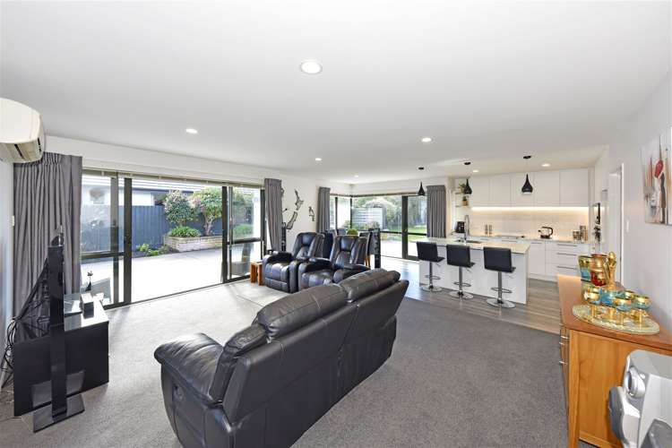 12 Sweet Waters Place Woolston_4