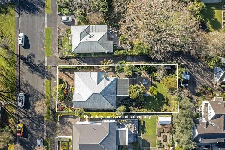 5 Allenby Avenue Devonport_33