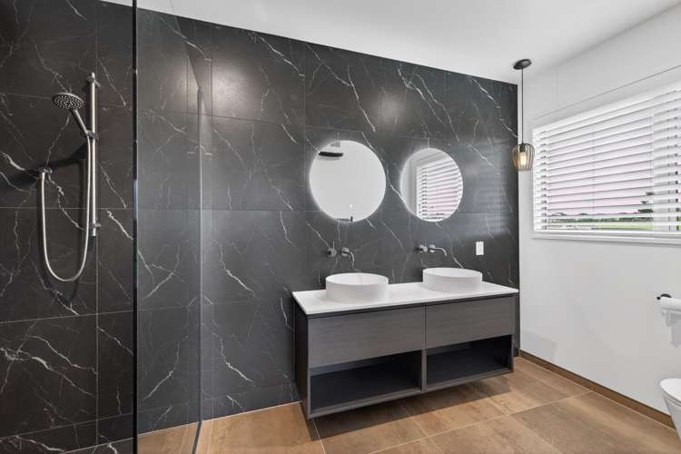 739 Robinsons Road Rolleston_17