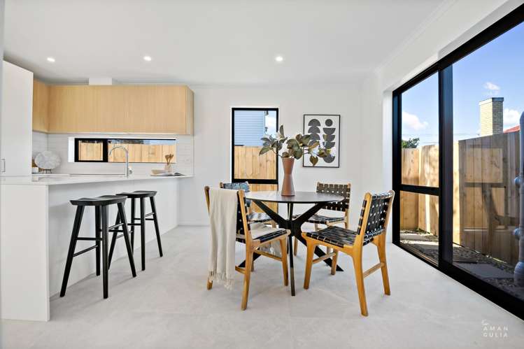 3 Isabella Lane Henderson_14