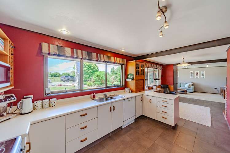 189 Gaisford Road Kumeroa_22