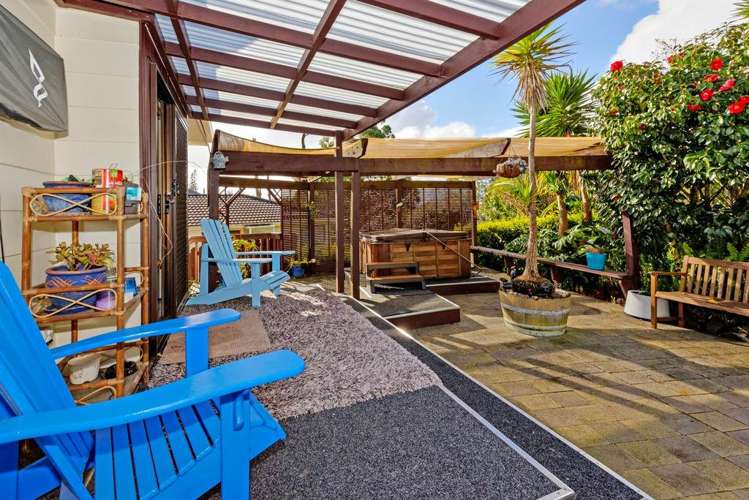 11 Panzic Place Glen Eden_12