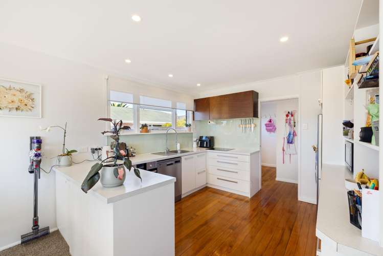 241 Lake Terrace Road Shirley_11