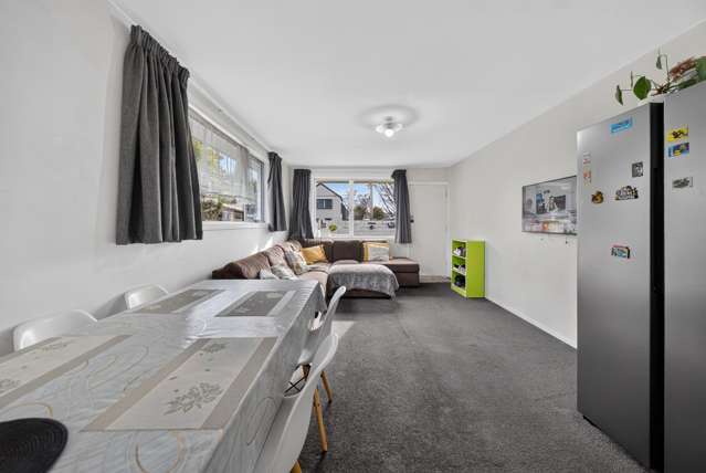 3/574 Hereford Street Linwood_4