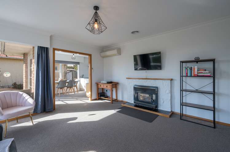 21 Tennyson Crescent Stoke_6